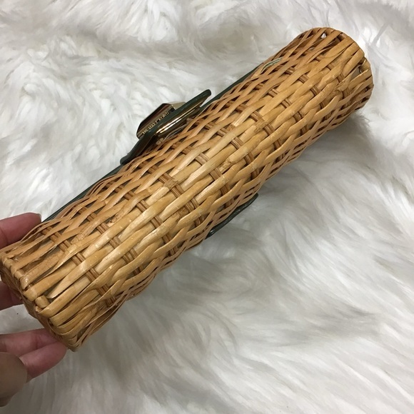 MICHAEL KORS wicker/leather baguette clutch Gold Tone Turn Lock - Picture 9 of 13